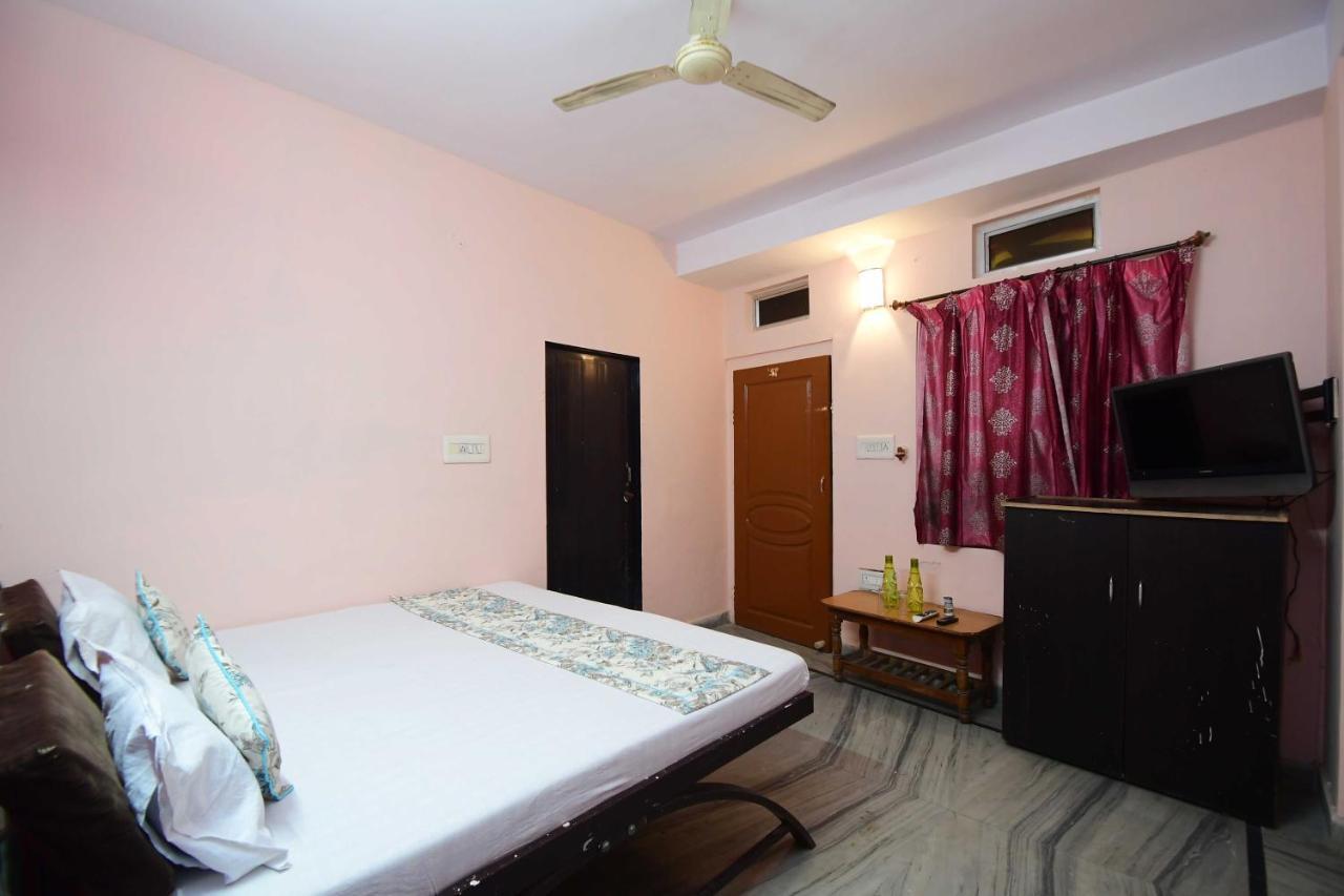 Hotel New India Guest House 자이푸르 외부 사진